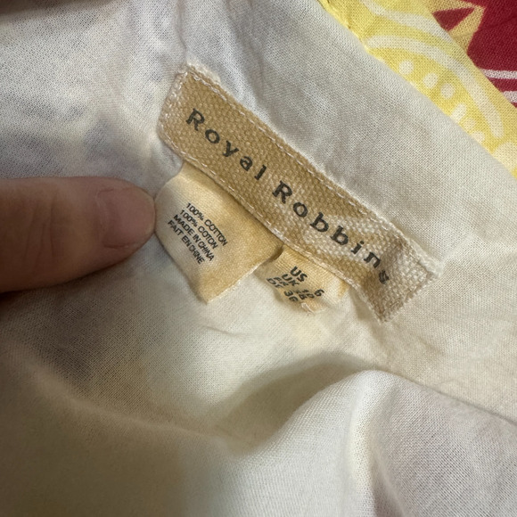 Royal Robbins Floral Knee Length Cotton Lightweight Skirt Size 6 butter yellow - Picture 4 of 4